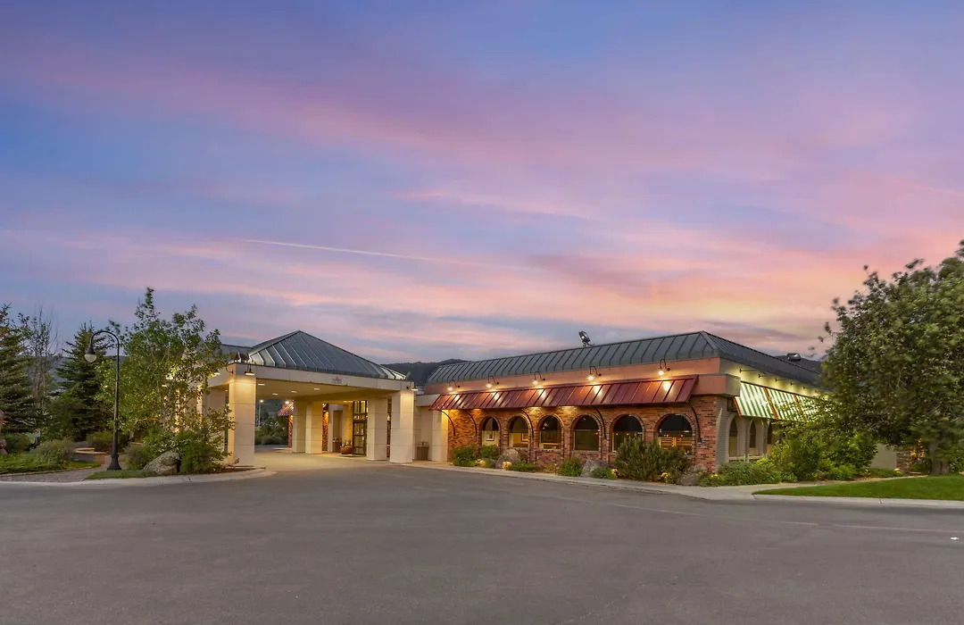 Best Western Plus Butte Plaza Inn-1