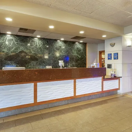 Best Western Plus Butte Plaza Inn-3
